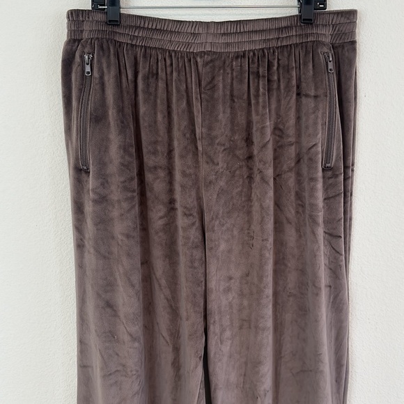 Skims Velour Wide Leg Pull On Sweatpants - Picture 2 of 7